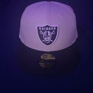 Raiders gray hat size 7 1/8